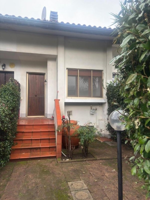 casa indipendente in vendita a Pisa in zona Calambrone