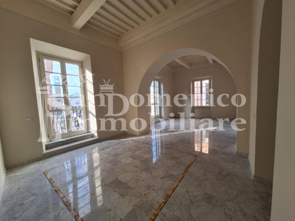 appartamento in vendita a Pisa in zona Lungarni