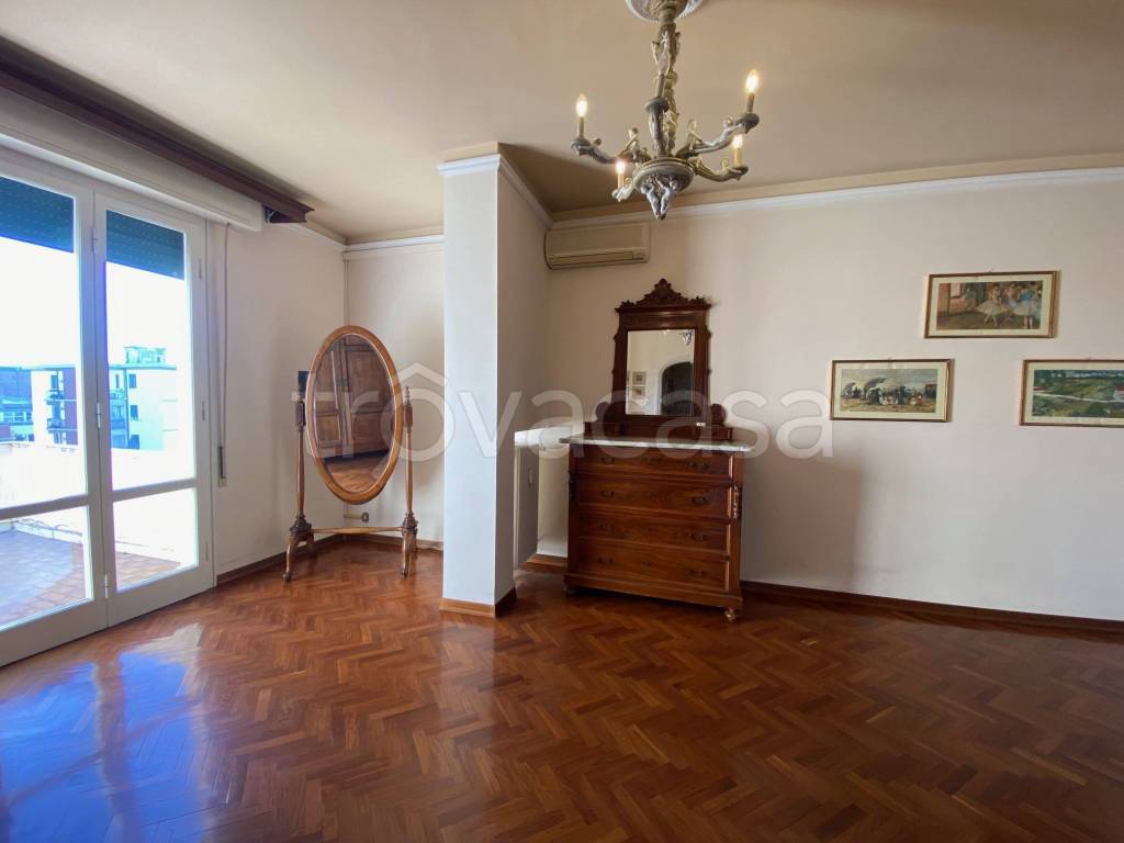 appartamento in vendita a Pisa in zona Landi