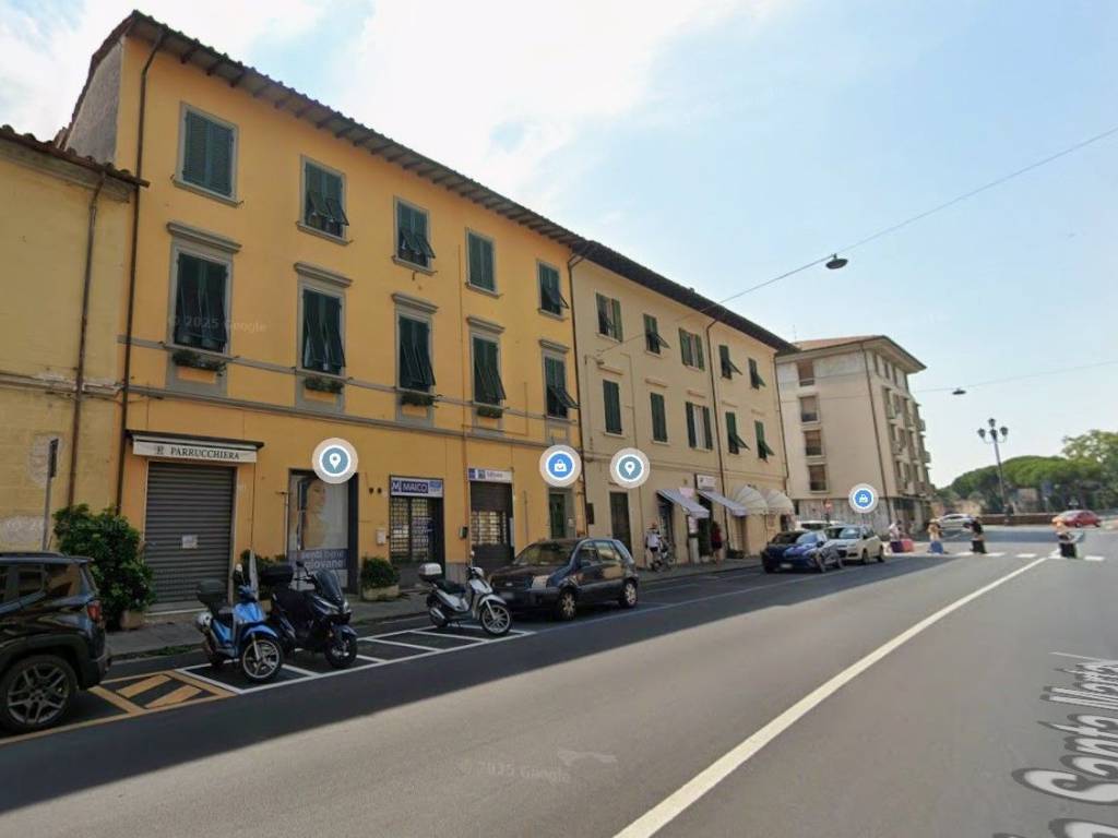 negozio in vendita a Pisa in zona Santa Marta