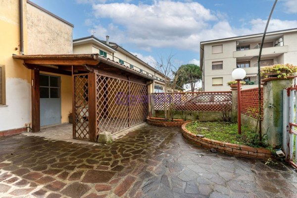 appartamento in vendita a Pisa in zona Riglione