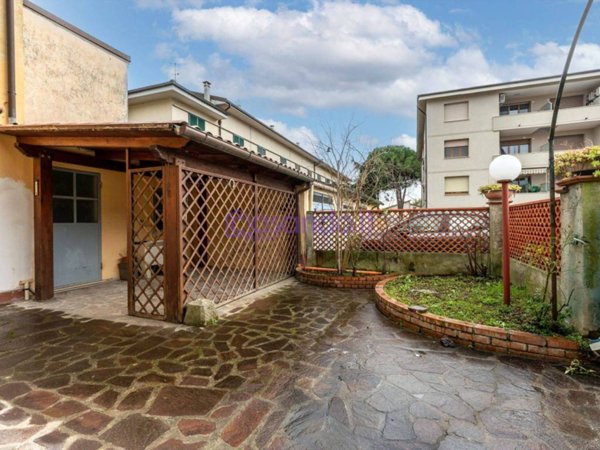 appartamento in vendita a Pisa in zona Riglione