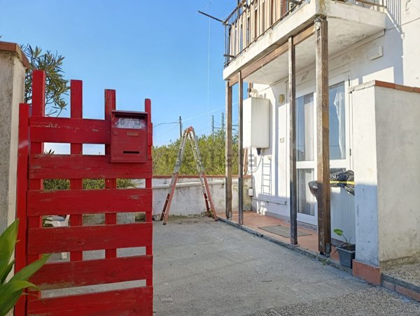 casa indipendente in vendita a Pisa in zona Oratoio