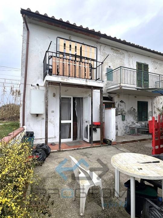 casa indipendente in vendita a Pisa in zona Putignano