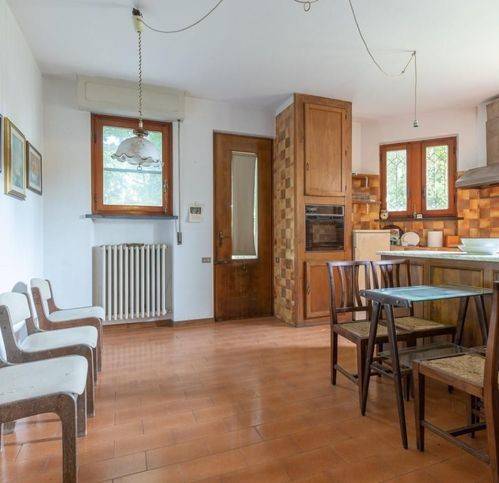 casa indipendente in vendita a Pisa in zona Marina di Pisa