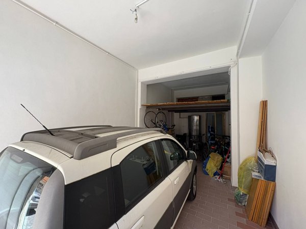 locale di sgombero in vendita a Pisa in zona Quartiere Santa Maria