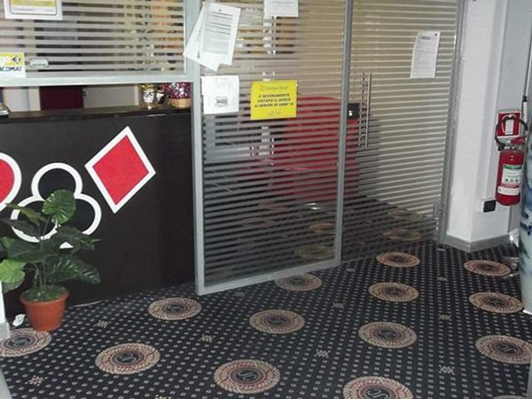 locale commerciale in vendita a Pisa