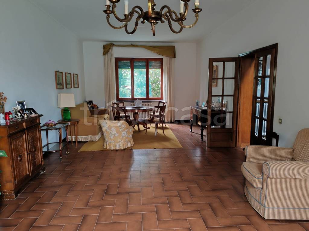 casa indipendente in vendita a Pisa in zona Riglione