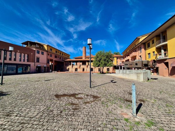 casa indipendente in vendita a Pisa in zona Riglione