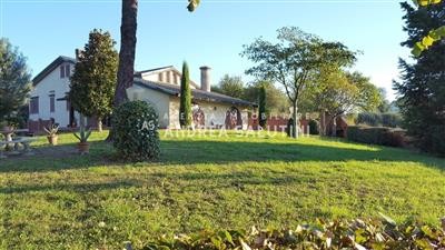casa indipendente in vendita a Pisa in zona Quartiere Santa Maria