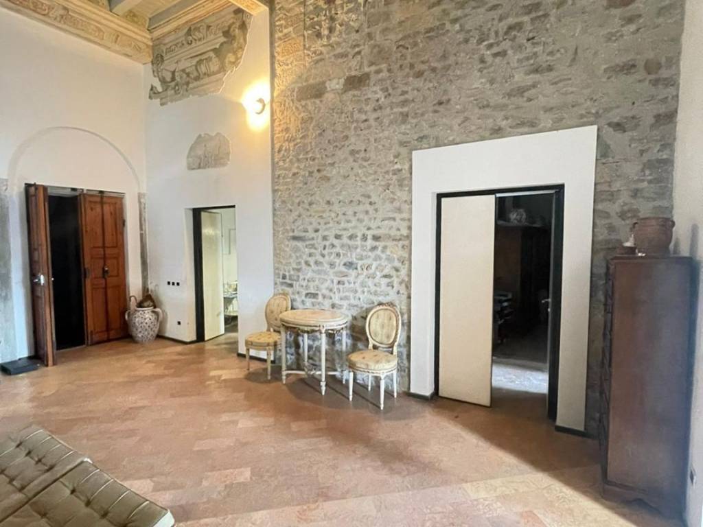 appartamento in vendita a Pisa in zona Lungarni