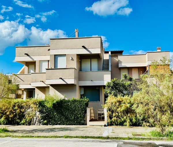 appartamento in vendita a Pisa in zona Marina di Pisa