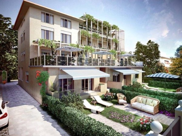 appartamento in vendita a Pisa in zona Tirrenia