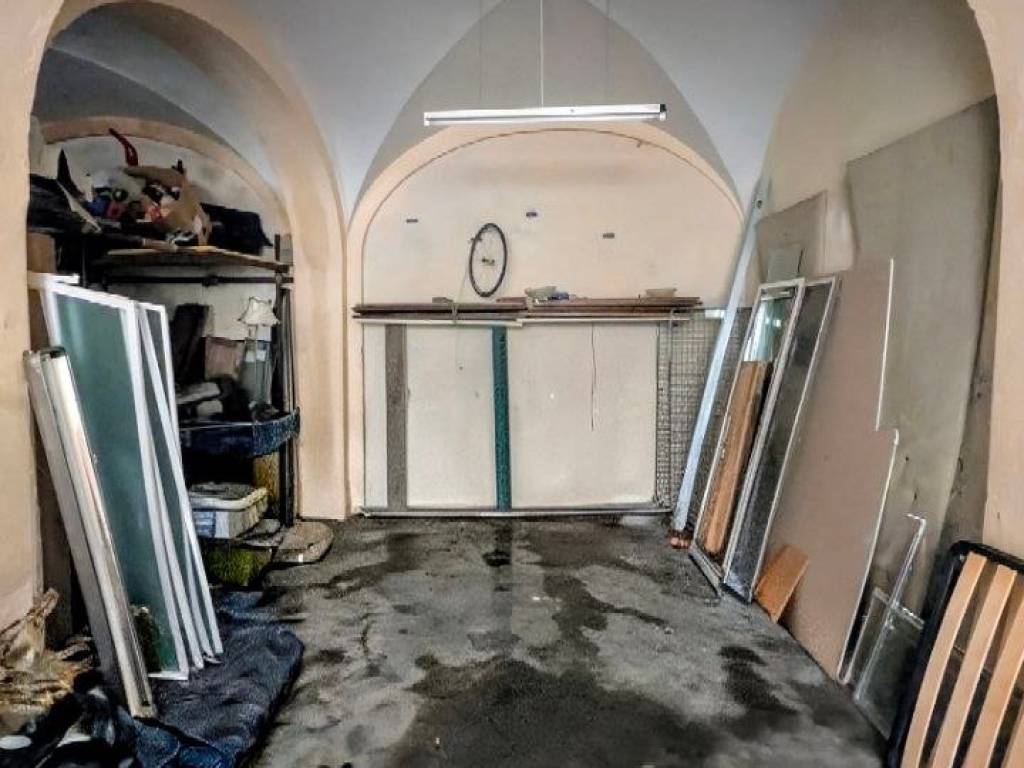 locale commerciale in vendita a Pisa in zona Centro Storico