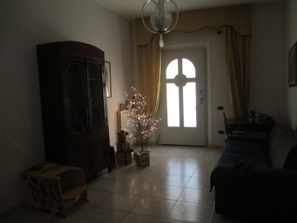 casa indipendente in vendita a Pisa in zona Riglione