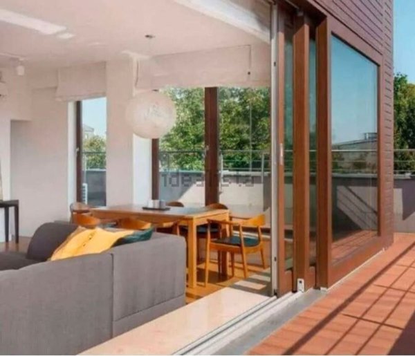 appartamento in vendita a Pisa in zona Lungarni