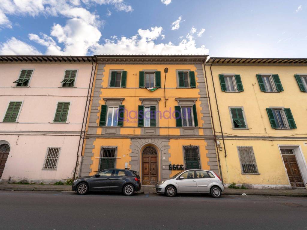 appartamento in vendita a Pisa in zona Stazione