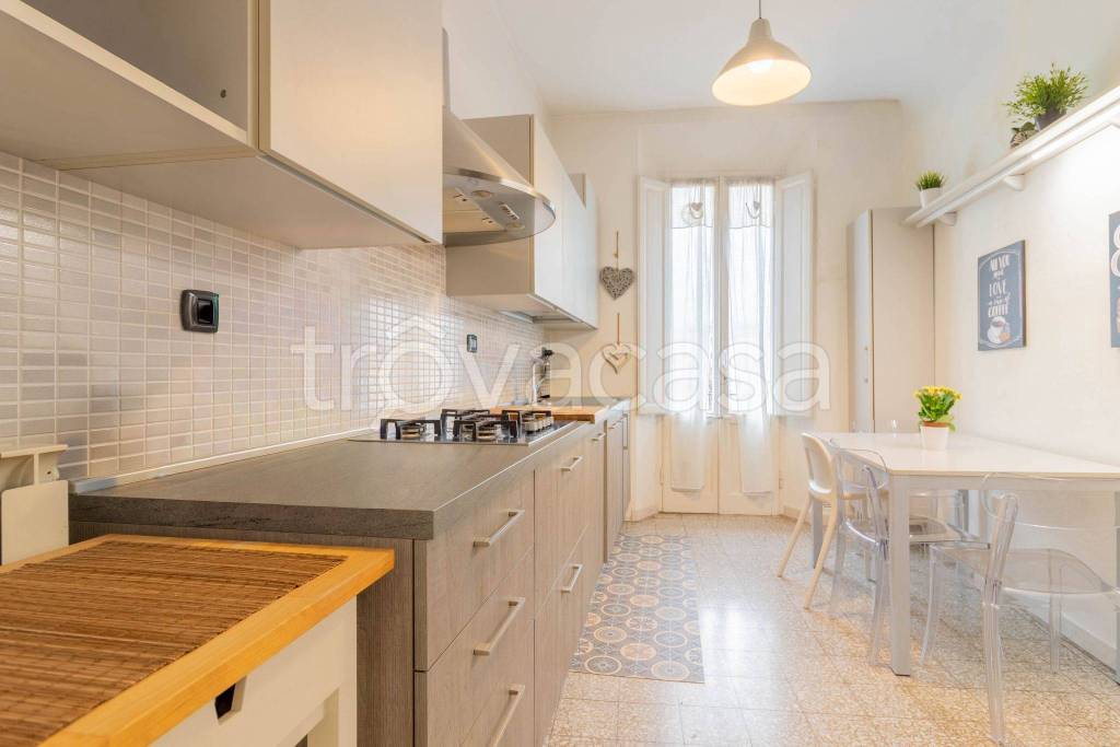 appartamento in vendita a Pisa in zona Quartiere Sant'Antonio