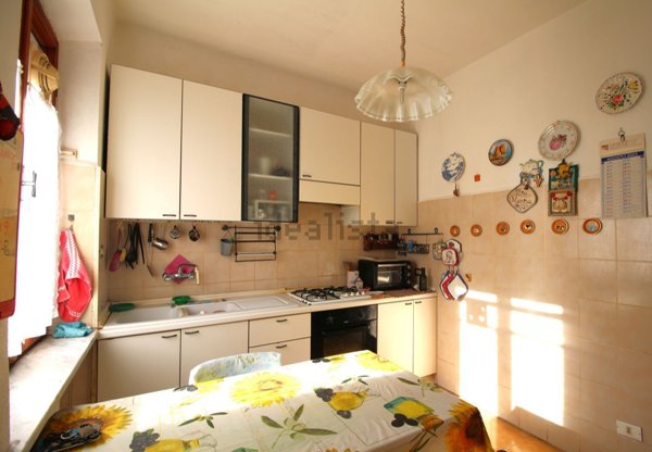 casa indipendente in vendita a Pisa in zona Barbaricina