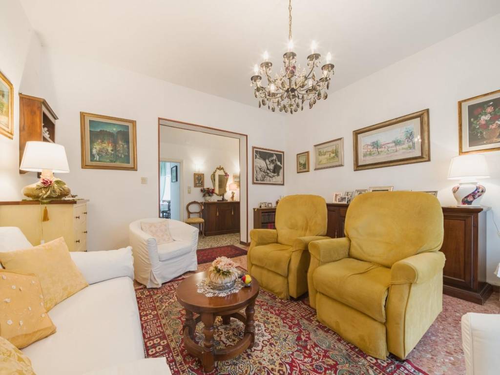 appartamento in vendita a Pisa in zona Marina di Pisa