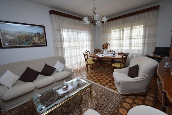 casa indipendente in vendita a Pisa in zona Porta a Lucca
