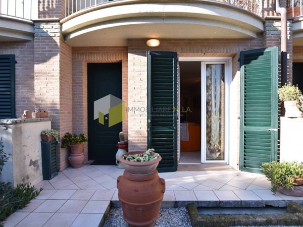 casa indipendente in vendita a Pisa in zona Tirrenia