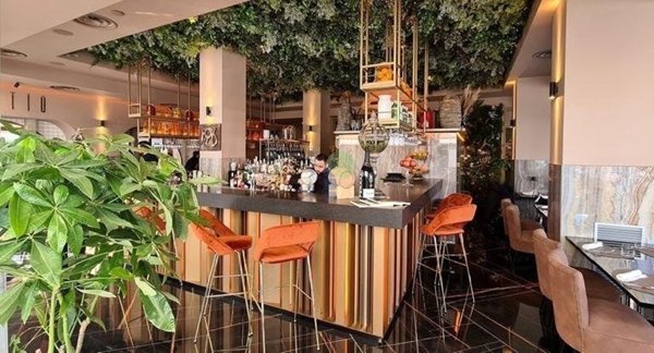 negozio in vendita a Pisa in zona Tirrenia