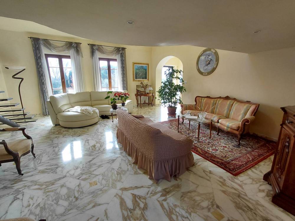 casa indipendente in vendita a Pisa in zona Centro Storico