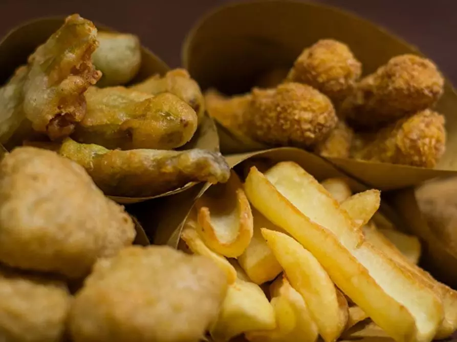 negozio in vendita a Pisa in zona Centro Storico