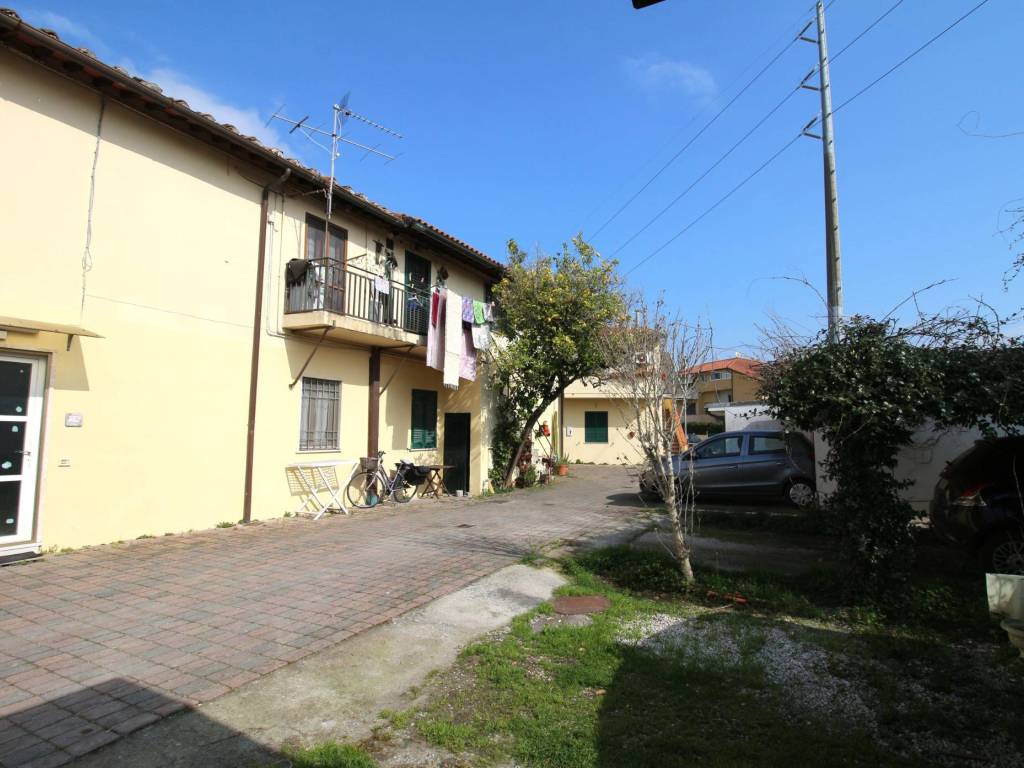 appartamento in vendita a Pisa in zona Barbaricina