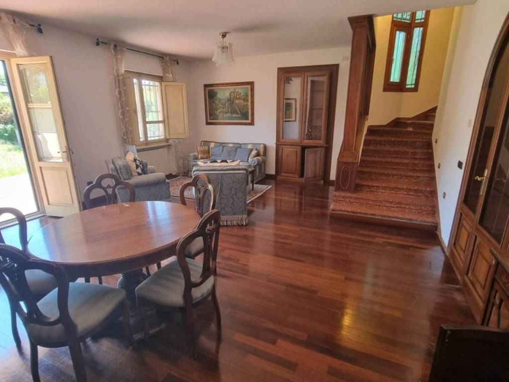 casa indipendente in vendita a Pisa in zona Porta a Lucca