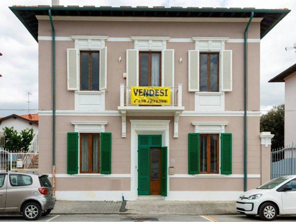 appartamento in vendita a Pisa in zona Marina di Pisa