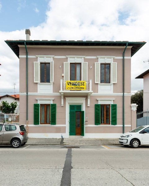 appartamento in vendita a Pisa in zona Marina di Pisa