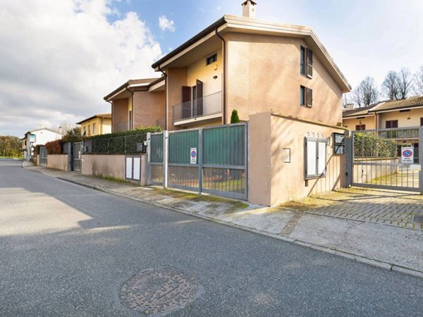 casa indipendente in vendita a Pisa in zona Le Piagge