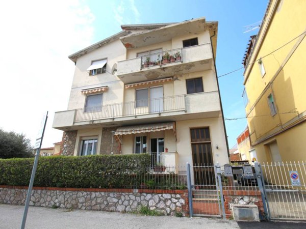 appartamento in vendita a Pisa in zona Marina di Pisa