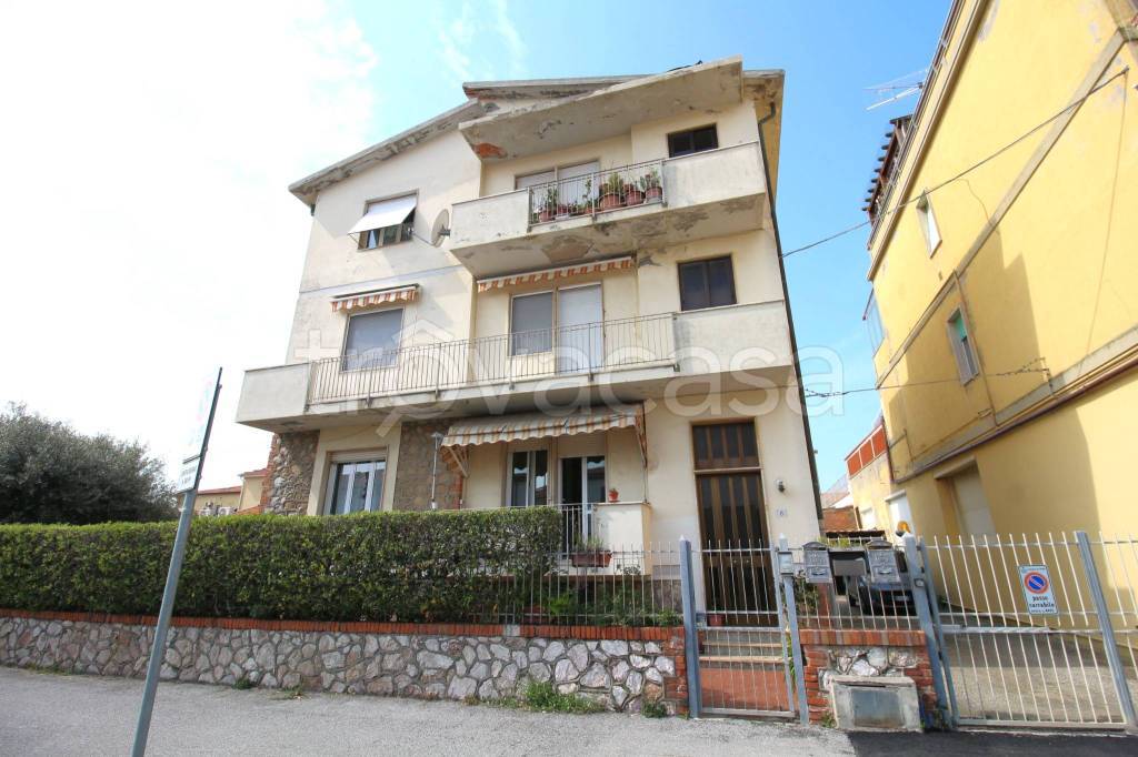appartamento in vendita a Pisa in zona Marina di Pisa