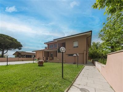 casa indipendente in vendita a Pisa in zona Stazione