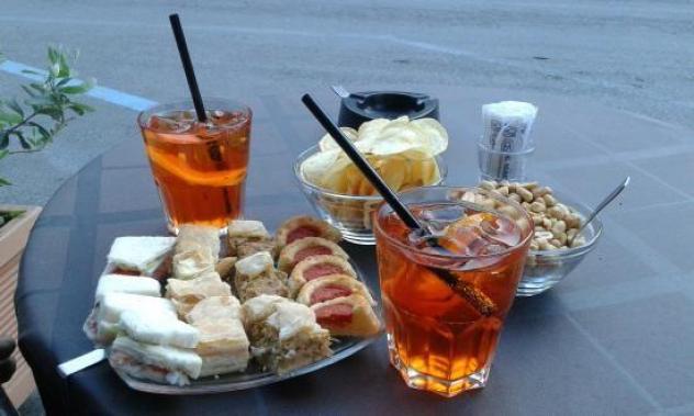 negozio in vendita a Pisa in zona Ingegneria