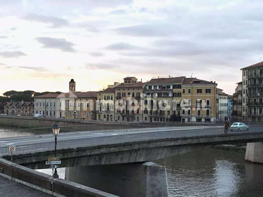 appartamento in vendita a Pisa in zona Lungarni