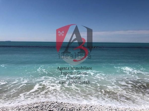 casa indipendente in vendita a Pisa in zona Tirrenia