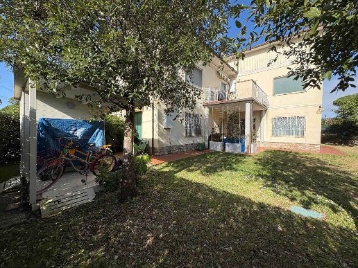 appartamento in vendita a Pisa in zona Tirrenia