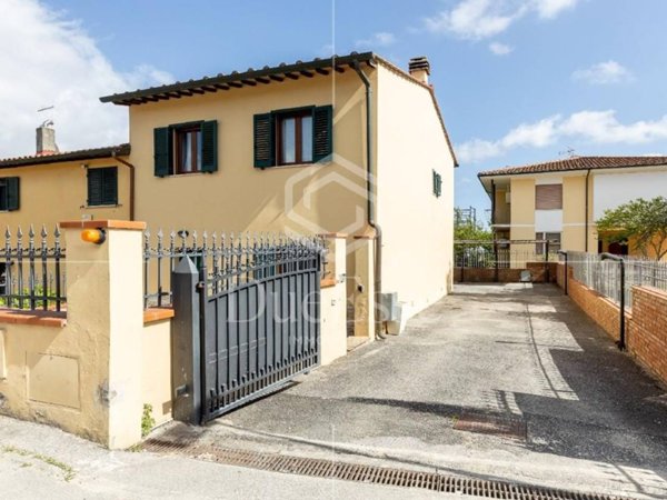 casa indipendente in vendita a Pisa in zona La Vettola