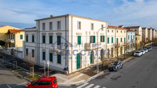 appartamento in vendita a Pisa in zona Marina di Pisa