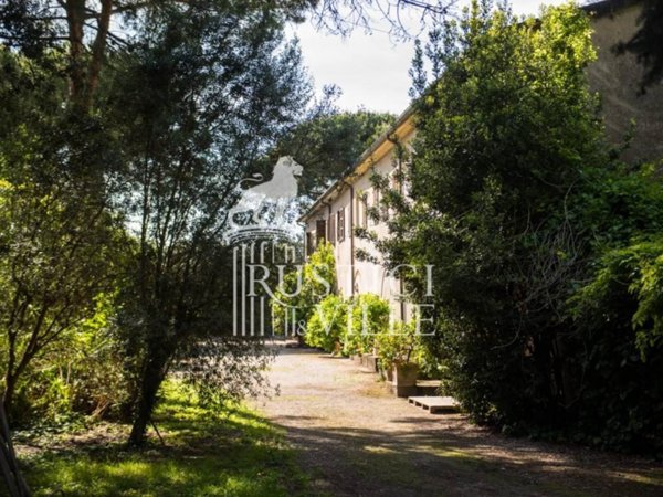 casa indipendente in vendita a Pisa