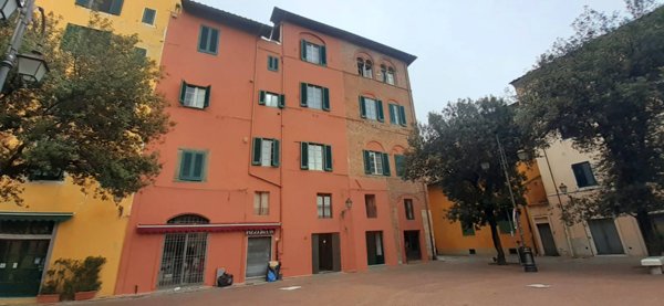negozio in vendita a Pisa in zona Centro Storico