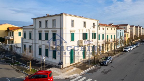 appartamento in vendita a Pisa in zona Marina di Pisa