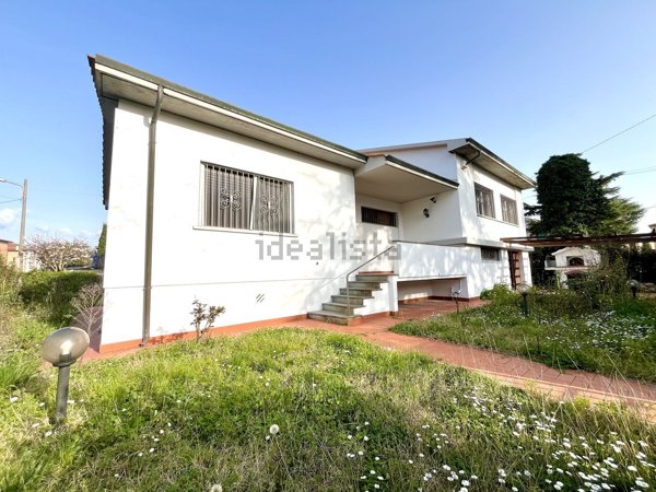 casa indipendente in vendita a Pisa in zona Centro Storico