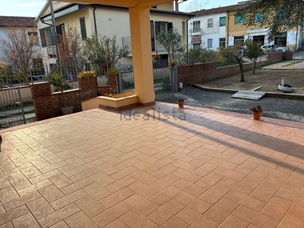 casa indipendente in vendita a Pisa in zona Centro Storico