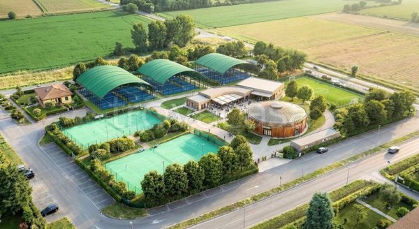 negozio in vendita a Pisa in zona Centro Storico