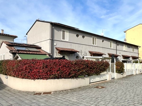 casa indipendente in vendita a Pisa in zona Centro Storico